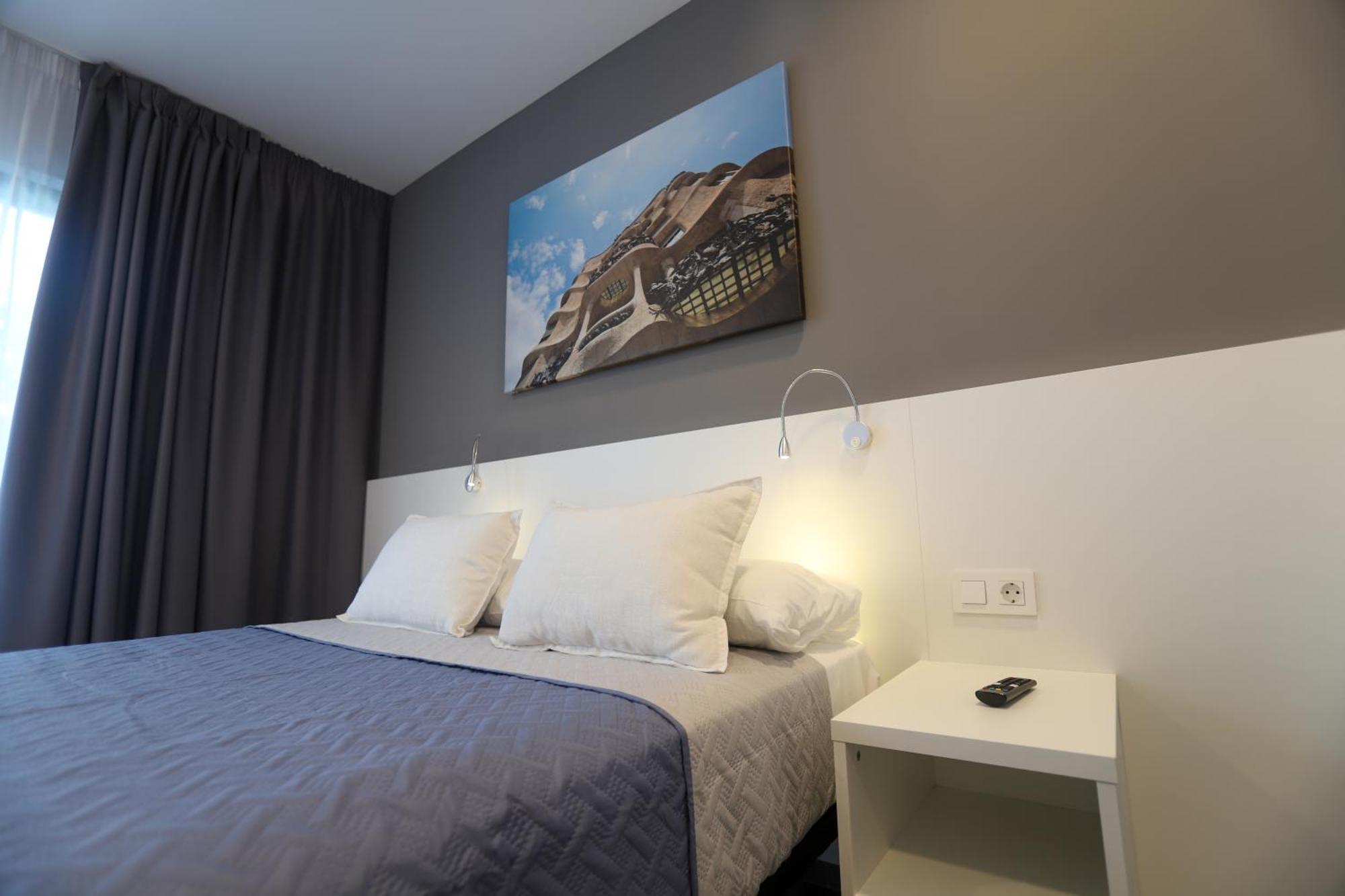 Hotel C31 2*